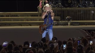 Kenny Chesney  Get Along Live [upl. by Huberty]