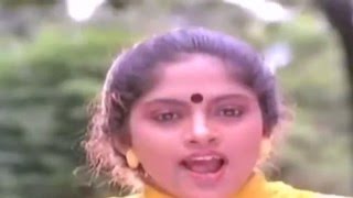 Chinnakuyil PaadumPaattu சின்னக்குயில் பாடும்பாட்டுNadhiya Chitra Melody H D Video Song [upl. by Jobey]