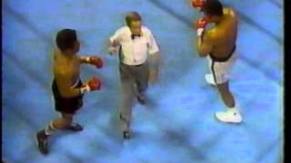 1978 Muhammad Ali vs Leon Spinks FIGHT OF THE YEAR [upl. by Llechtim896]