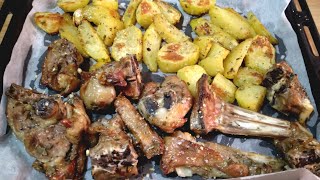 AGNELLO AL FORNO CON PATATE [upl. by Handler]