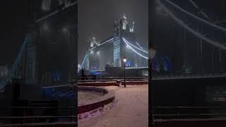 London 🌆 In Snow ❄️ london youtuber travel trending youtubeshort snowfall snow [upl. by Sutherland]