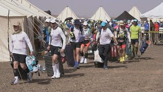 Hallucinations bobo et défi bienvenue au Marathon des Sables [upl. by Laefar]