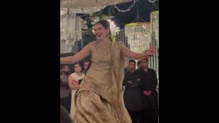 Hania Amir dance video part 2 wedding dance 2023 [upl. by Ellenohs]