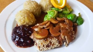 Vegan Weihnachten  Bratensoße Knödel Rotkohl Rezept [upl. by Aihsitan]