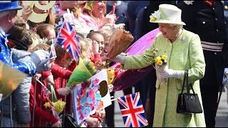 Live Queen Elizabeth IIs 90th birthday walkabout  ITV News [upl. by Eornom135]