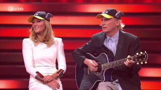 Helene Fischer im Duett mit Otto Waalkes  Im Wagen vor mir  Henry Valentino Cover  Show ZDF HD [upl. by Abehsile899]