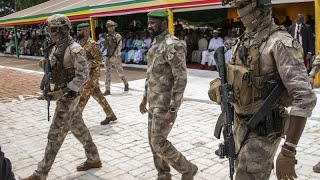 Le Mali peutil lutter seul contre le terrorisme [upl. by Kapeed]