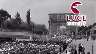 Benito Mussolini parata delle bande militari italiane e tedesche 1938 [upl. by Ailiec110]