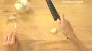 How to Chop Garlic [upl. by Adalard74]