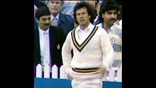 The Story of Imran Khan Changing His Bowling Action After His Debut Match  Amazing Story [upl. by Zenitram437]