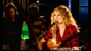 Picture To Burn Original Lyrics  Taylor Swift LIVE AT THE REVIVAL [upl. by Oakman]