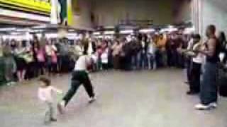 streetfighter breakdance tighter sync [upl. by Ardnosac]