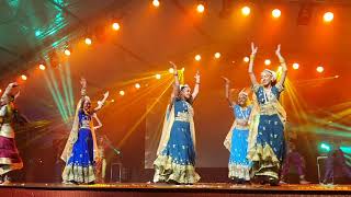 Danse indienne  DIPAVALI 2019 [upl. by Photima]