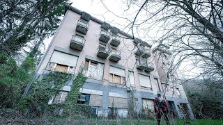 HOTEL ABBANDONATO DA 10 ANNI NEL BOSCO TROVIAMO SEGNI DI CHI HA VISSUTO ABUSIVAMENTE DOPO ABBANDONO [upl. by Aiblis677]