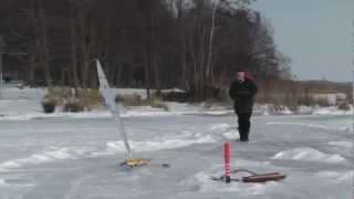 RC Laser Iceboat  Modellsegeln mit dem Eissegler [upl. by Asile773]