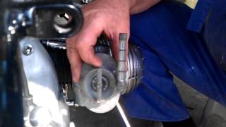 BMW R513 carb synncronizing [upl. by Ierdna]