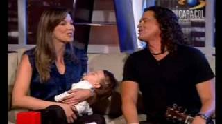 CARLOS VIVES Y SU REINA CANTANDO VALLENATO 6 ENTREVISTA EN CARACOL [upl. by Eelannej]