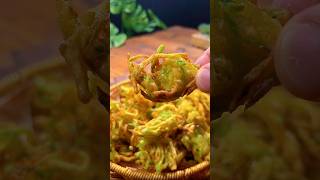 How to make fried radish cake  Follow Kuaishou to learn cooking  Kuaishou 1 million fans foryou [upl. by Eiramlatsyrc]