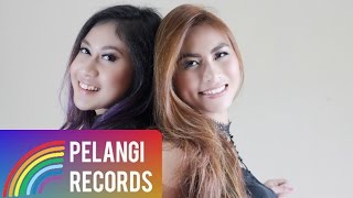 Dewi Dewi Feat Mahadewi  Aku Bukan Cabe Cabean Official Lyric Video [upl. by Vaughan]