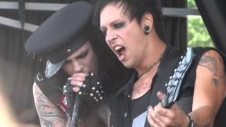 Vampires Everywhere  I Cant Breathe Live at Warped Tour 2012 [upl. by Suqram407]