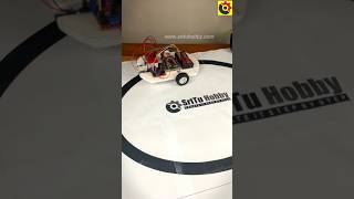 Line follower robot with Arduino UNO R4 MINIMA altium arduino robot srituhobby [upl. by Refinnaej]