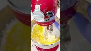 How To Make a Foaming Whipped Sugar Scrub Short Video [upl. by Broida477]