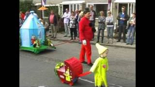 Jeugdbloemencorso Roelofarendsveen deel 1 van 4 [upl. by Helbonia]