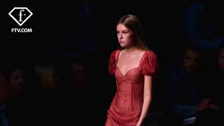 Manhattan dreams by Yasya Minochkina SS 20 Fashion Week Russia  FashionTV  FTV [upl. by Artinak544]