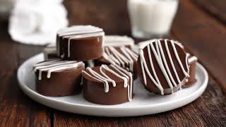 Chocolate Cake Pops Recipe [upl. by Aroved]