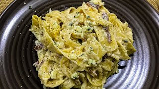 Pappardelle com gorgonzola shorts [upl. by Gudrin96]