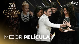 LA SOCIEDAD DE LA NIEVE gana el GOYA a la MEJOR PELÍCULA  Premios Goya 2024 [upl. by Malik]