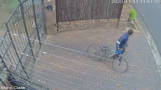 Crime in Johannesburg South Africa  breaking and entering to steal bicycle  less than 2 mins [upl. by Alvan957]