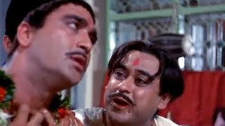 Sunil Dutt Tries To Sing  Sunil Dutt Kishore Kumar amp Saira Banu  Padosan [upl. by Autum814]