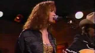 Patty Loveless and Dwight Yoakam  Message to my Heart live [upl. by Aissela]