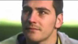 Iker Casillas Entrevista Interview quotMessi es el mejor del Mundoquot [upl. by Antonina]