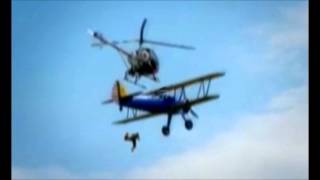 AMAZING Wingwalker Crash wmv [upl. by Eibur]