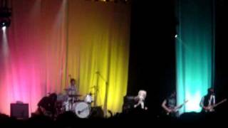 The Sounds New Song 1 quotNo One Sleeps When Im Awakequot Hollywood Palladium  11202008 [upl. by Bonita]