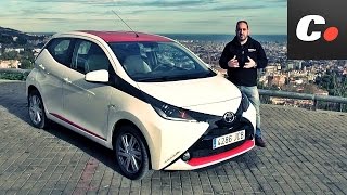 Toyota Aygo  Prueba  Test  Review en español  cochesnet [upl. by Aurelio]