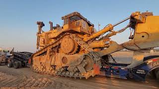 D11 Cat Dozer arrives at a jobsite 9axle bump steer trailer [upl. by Mercie]