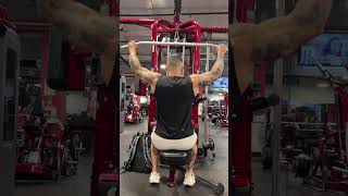 Lat Pull Downs Build a wide back [upl. by Airbas]