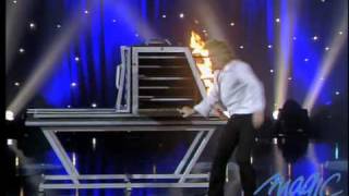 HANS KLOK  GRANDE ILLUSION  PICS ENFLAMMES  LE PLUS GRAND CABARET DU MONDE SUR SON 31 [upl. by Procora]