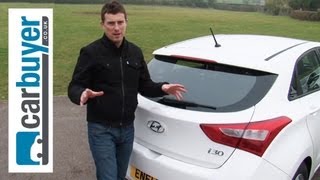 Hyundai i30 hatchback 20112017 review  Carbuyer  Mat Watson [upl. by Jessie]