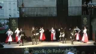 Chilean folk dance Sombrerito amp Gato [upl. by Aneetsyrk]