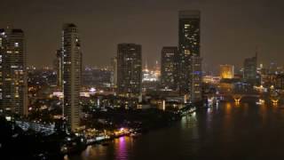 Zeitrafferaufnahmen vom Balkon Chatrium Hotel Riverside Bangkok [upl. by Gnilrac473]