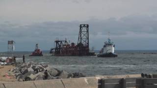 Newburyport Dredge and Tugboat Merrimac River Great Lakes Dredge and Dock Company [upl. by Nod98]