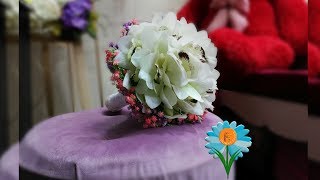 How to make hand tied bouquet  wedding flowers  New Arrangement flower [upl. by Cecilla]