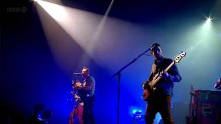 Coldplay HD  Shiver Glastonbury 2011 [upl. by Aihsetal]