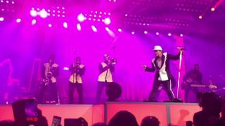 Bruno Mars Uptown Funk 210417 [upl. by Pond]