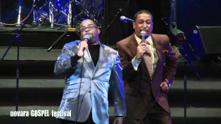 Kurt Carr amp KC Singers Peace and Favor Rest On Us live  Novara Gospel Festival 2010 [upl. by Materse]