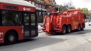 GROSSER DOPPELGELENK BUS IN SCHWIERIGKEITEN  VAN HOOL XXL WIRD ABGESCHLEPPT [upl. by Niad]